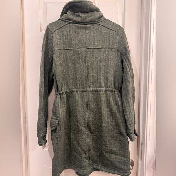 Patagonia W’s Bettet size large Women's Green Coat - Picture 4 of 7